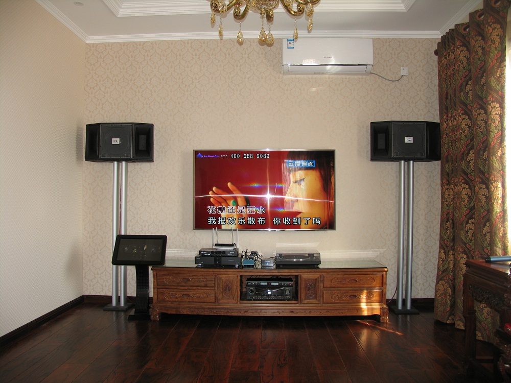 家庭KTV設備推薦_家庭ktv點歌機全套